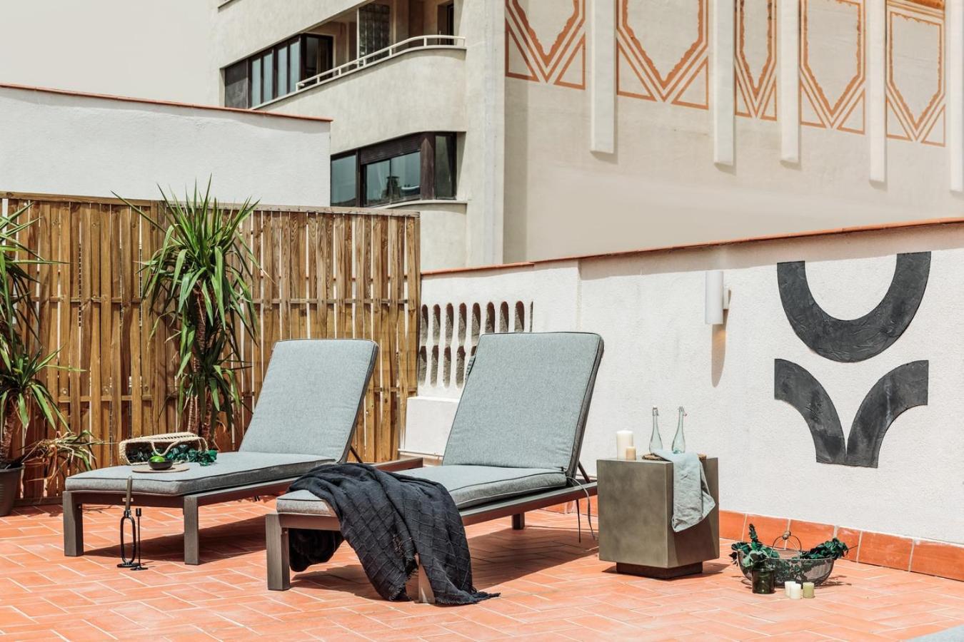 Camerota - 2 Bedrooms, Terrace And Balcony In Ciutat Vella